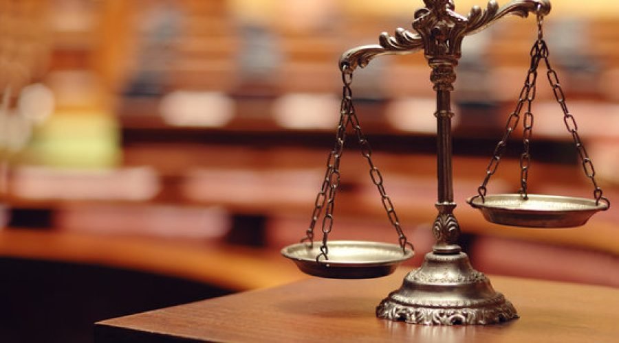 Court-scale