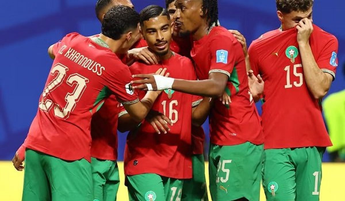 Gessime-Yassine-celebrates-scoring-their-fourth-goal-with-teammates