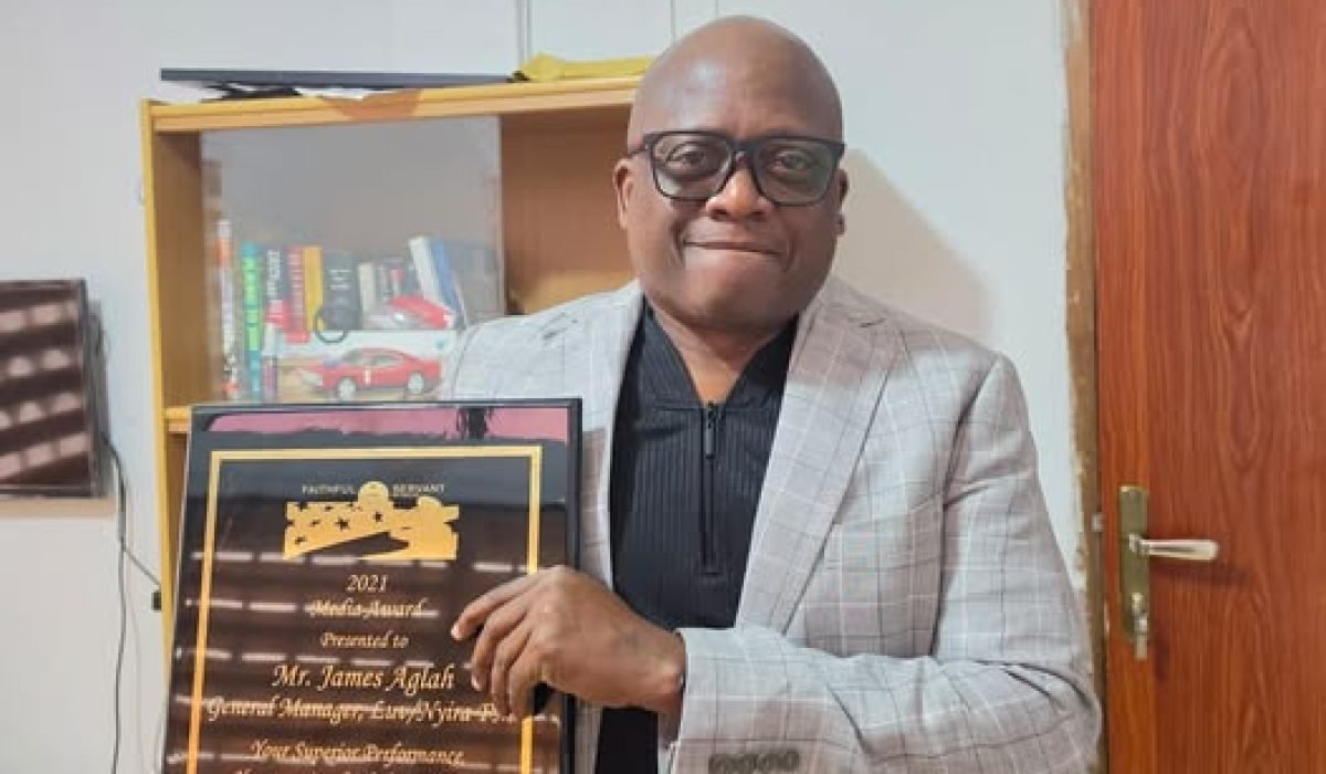 Jimmy_Aglah_award