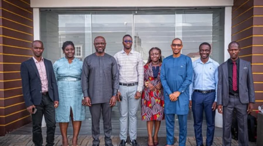 ACEP Trains Guinean Officials in Advocacy Techniques Workshop