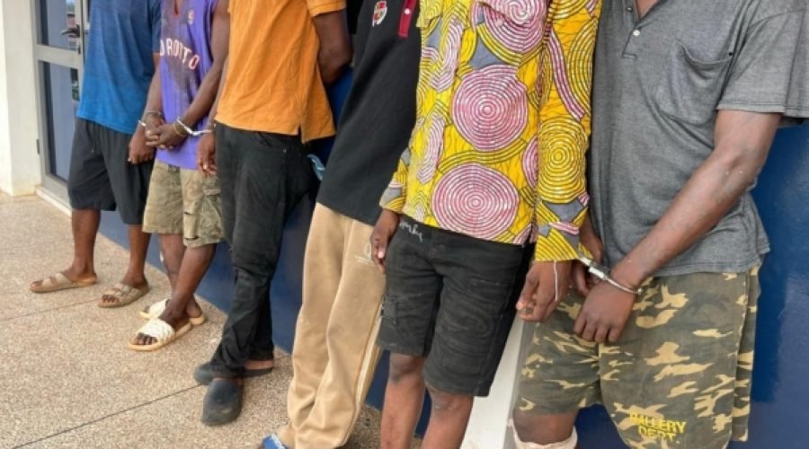 Bono Police Disrupt Robbery Gangs in Intelligence‑Led Raid