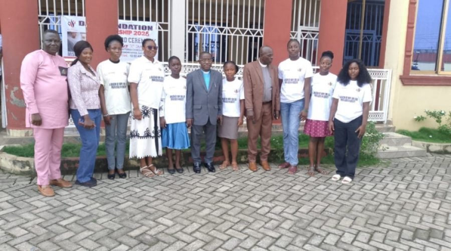 DAZ Foundation Funds Scholarships for 6 Needy Nursing Students in Ashanti