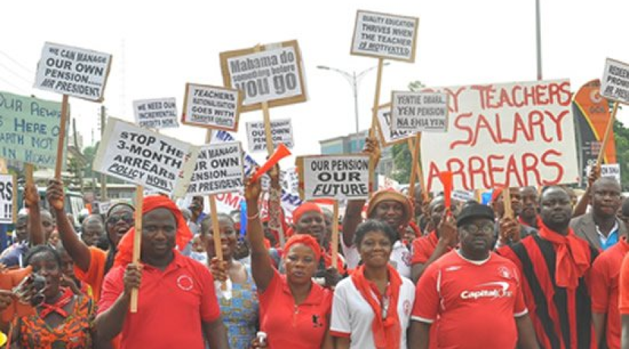 Economic Fighters League Supports Unemployed Nurses and Teachers