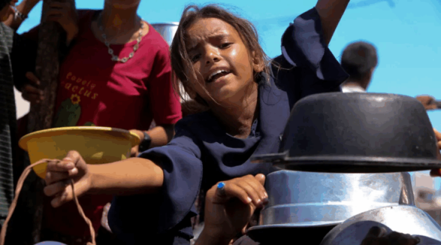 Gaza Food Crisis Eases But 100,000 Face Catastrophic Conditions