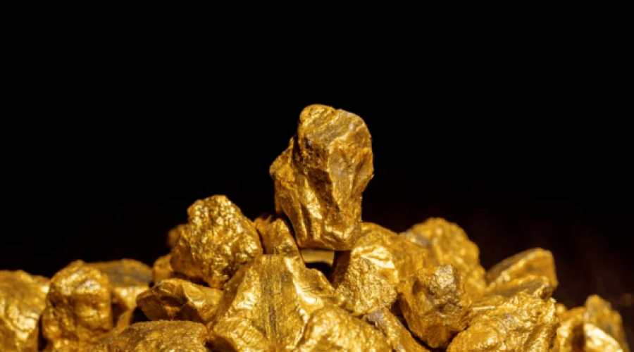 Gold Surges Past $4,500 as Silver and Platinum Hit Record Highs