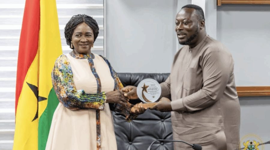 Youth Minister Seeks VP Funds to Fight Migration