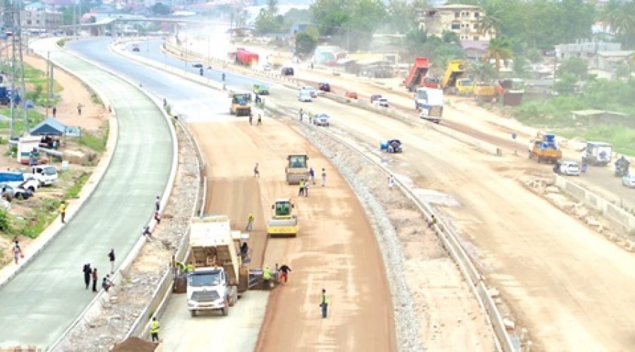 Roads Ministry opens diversion on Ofankor‑Nsawam for asphalt