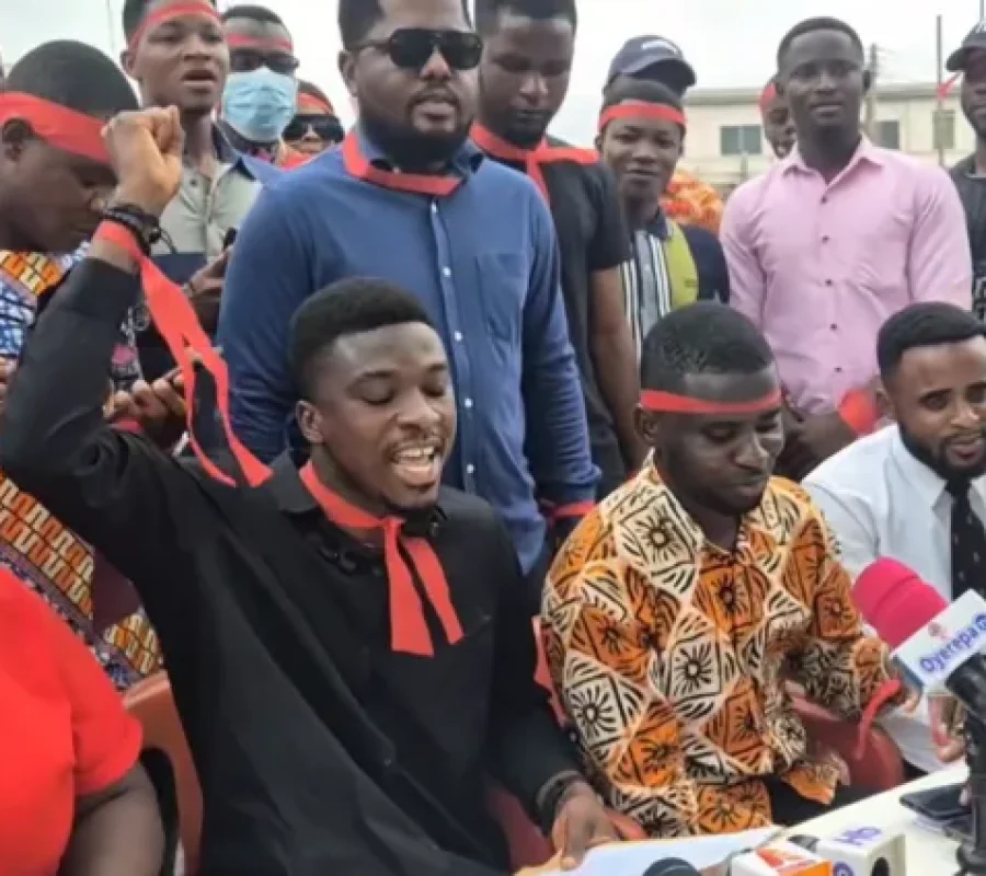 Newly recruited teachers protest over unpaid salary arrears in Ghana