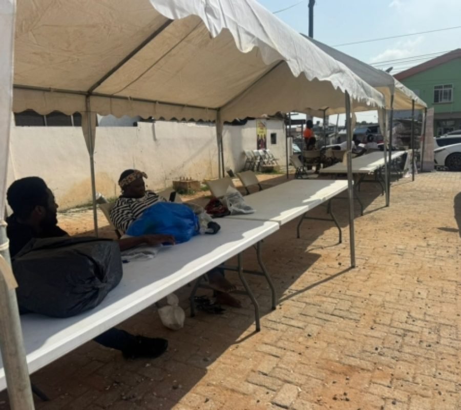 The Multimedia Group's X'mas Egg Market Sells Out, Returns Tomorrow