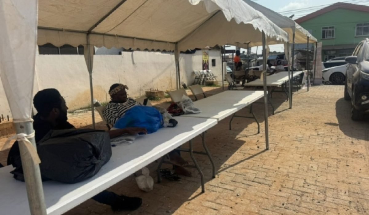 The Multimedia Group's X'mas Egg Market Sells Out, Returns Tomorrow